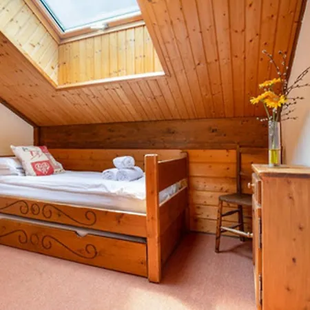 Apartment Chalet Residence Chantey Mourry 5 *